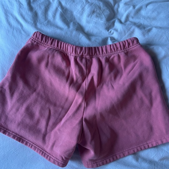 Aritzia Coral Athletic Shorts - Picture 2 of 3